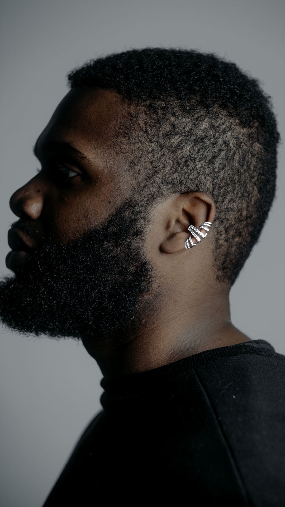 Diamond Edgecore Claw Ear Cuff