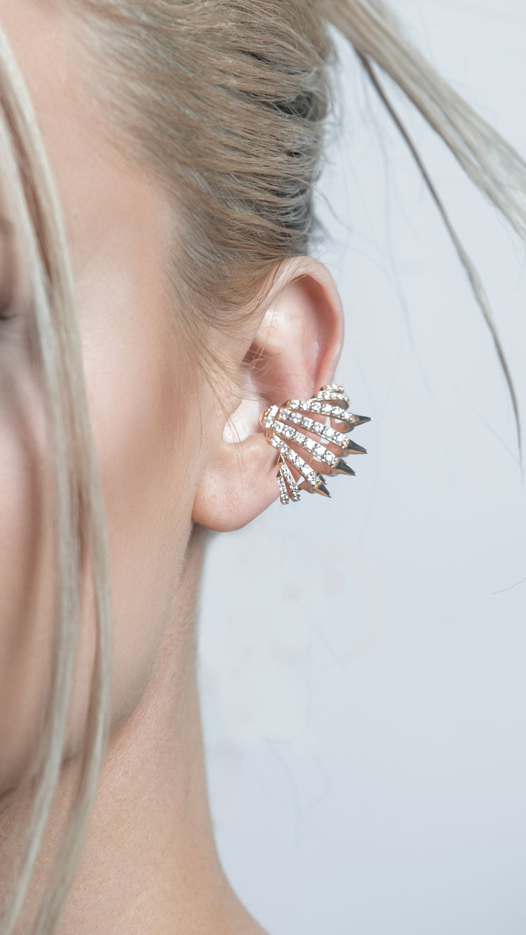Diamond Edgecore Spike Fan Ear Cuff