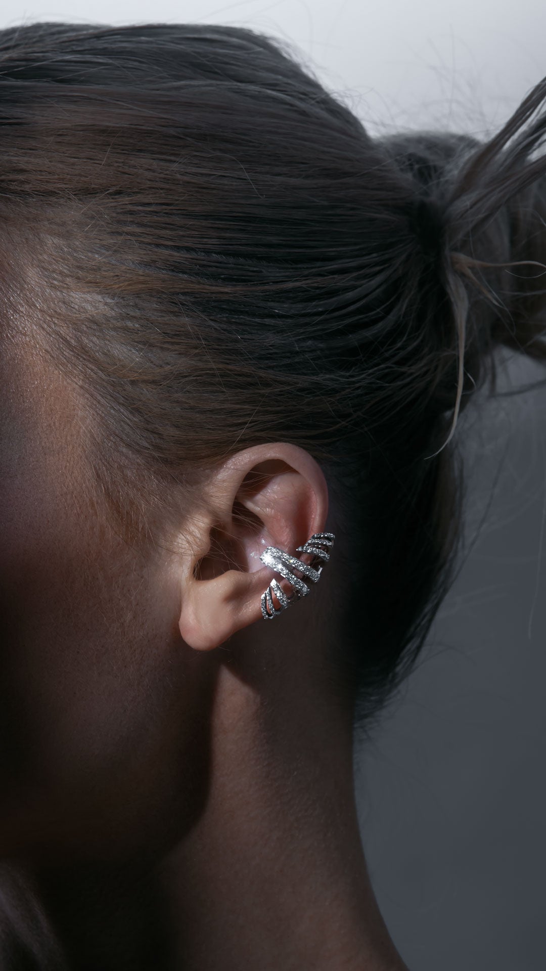 Diamond Edgecore Claw Ear Cuff