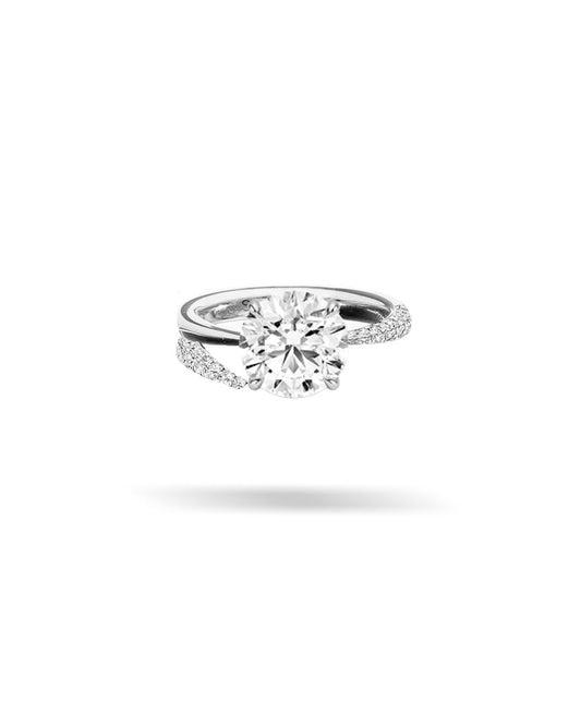 Asymmetric Pavé Round Solitaire Tapered Diamond Ring